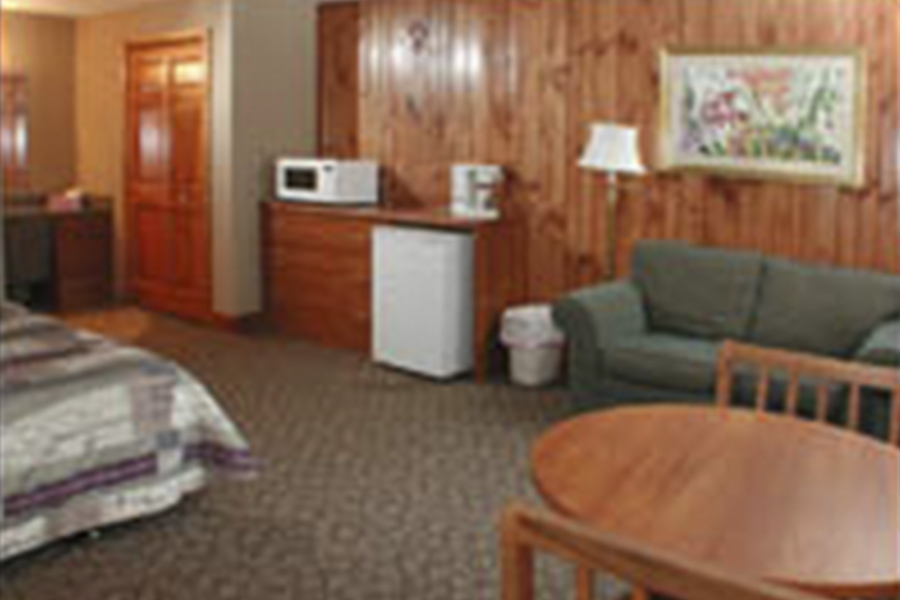 Studio accommodations at Pinewood Lodge